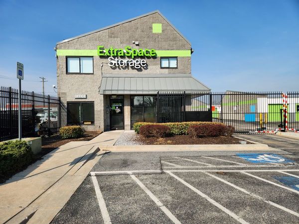 Extra Space Storage facility at 3800 Pulaski Hwy - Baltimore, MD