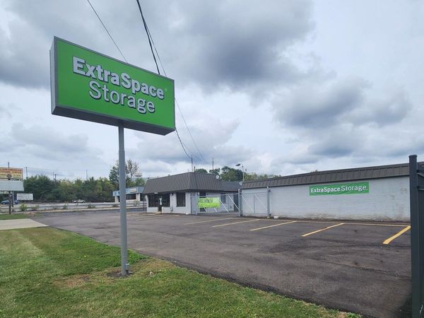 Extra Space Storage facility at 123 S Meridian Rd - Youngstown, OH