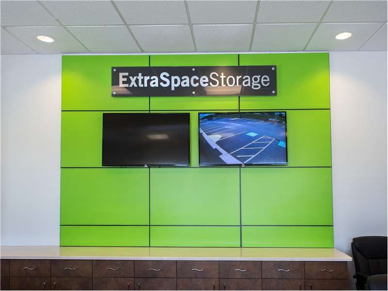 Extra Space Storage  1461 Hudson Bridge Rd in Stockbridge, GA