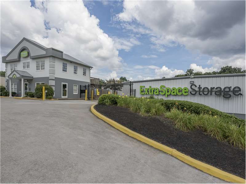 10 x 5 Self Storage Unit in Taylors, South Carolina