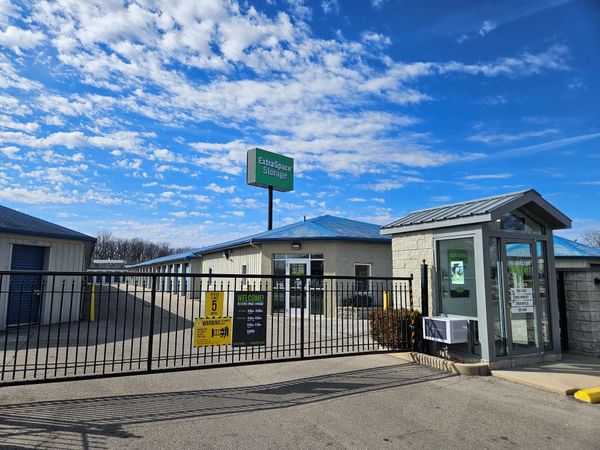 Extra Space Storage facility at 11770 N Hartman Dr - Edinburgh, IN