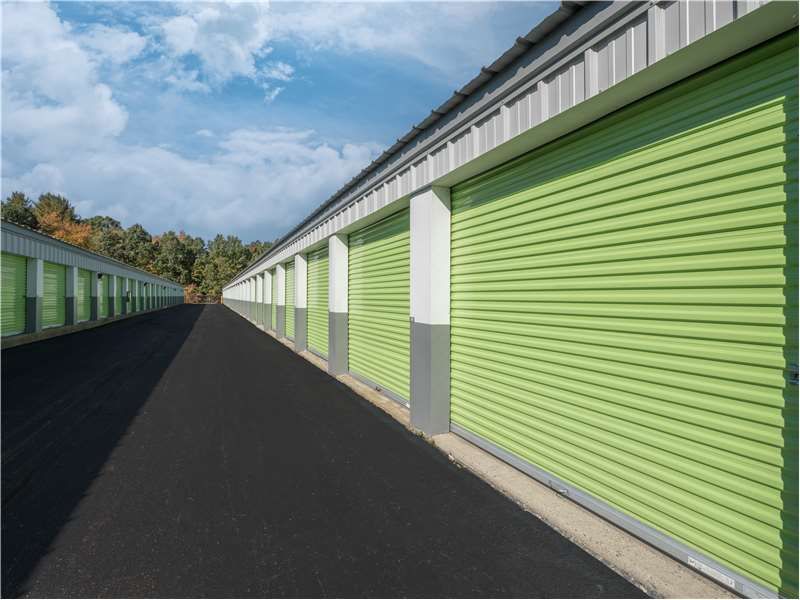 Extra Space Storage  143 Lafayette Rd in Seabrook, NH