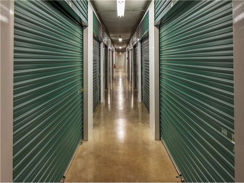 Extra Space Storage  103 Southbridge Rd in North Oxford, MA