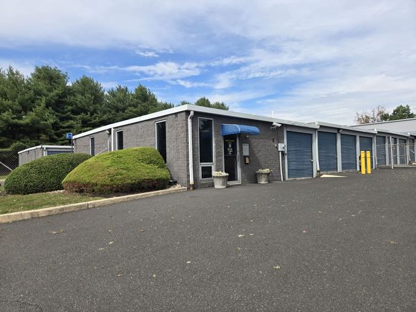 Extra Space Storage facility at 2 Werner Way - Lebanon, NJ