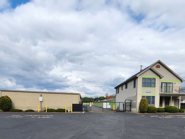 Extra Space Storage facility at 400 N County Line Rd - Jackson, NJ