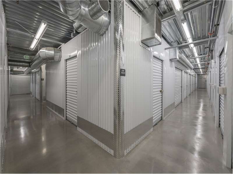 Extra Space Storage  950 University Ave in Los Gatos, CA