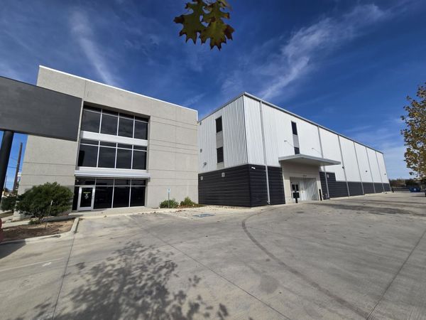 Extra Space Storage facility at 4618 San Pedro Ave - San Antonio, TX