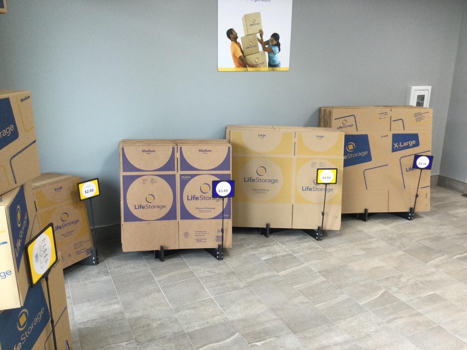 10×5 Self Storage Unit in Dracut, MA 73 Pleasant St Dracut, Massachusetts 2