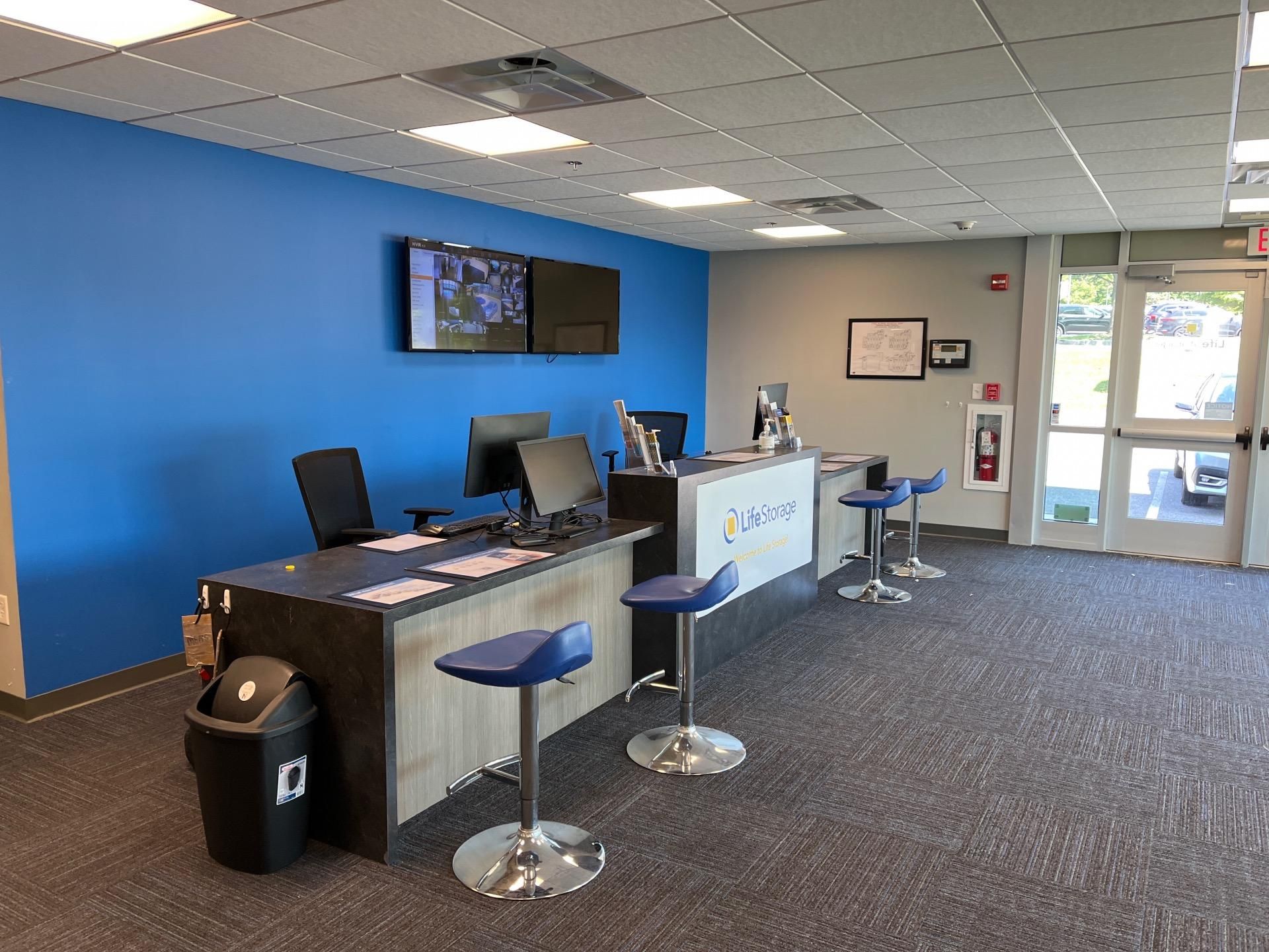 5×5 Self Storage Unit in Baltimore, MD 5425 O'Donnell St Baltimore, Maryland 3