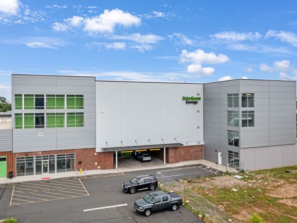 Extra Space Storage facility at 435 Tompkins Ave - Staten Island, NY