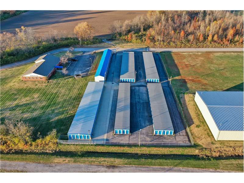 Extra Space Storage  2200 Sherman Dr in Princeton, IN