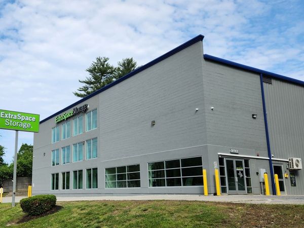 Extra Space Storage facility at 143 Lafayette Rd - Hampton Falls, NH