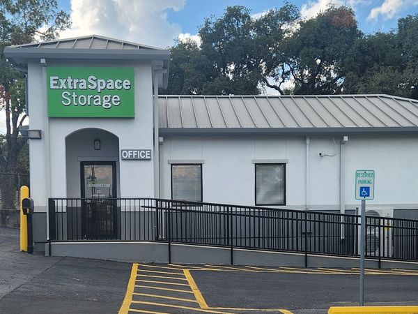 Extra Space Storage facility at 2500 Pat Booker Rd - Universal City, TX