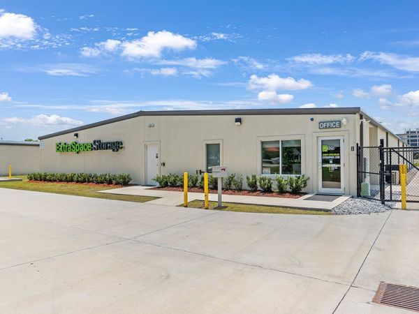Extra Space Storage facility at 125 Scranton Connector - Brunswick, GA
