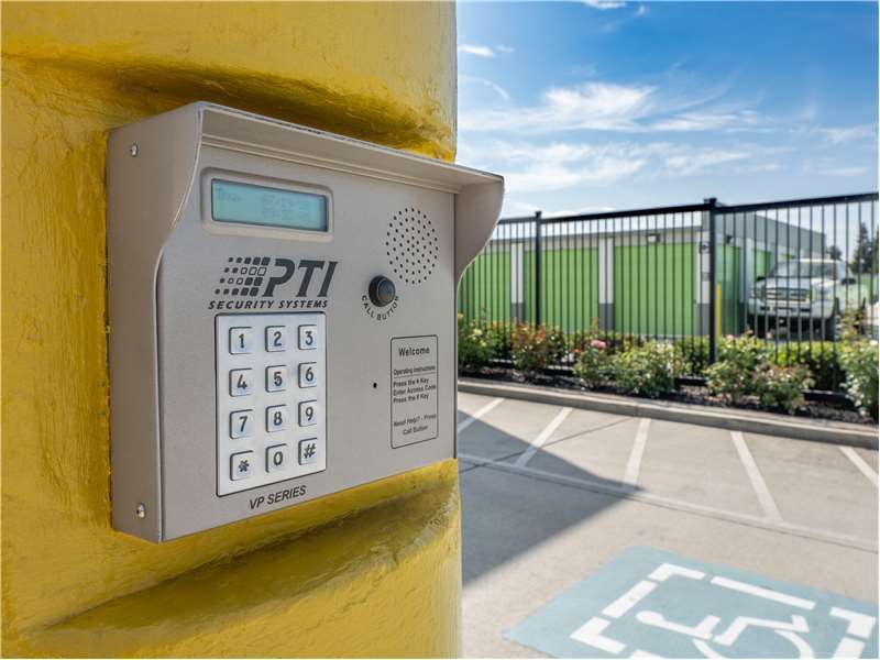10×5 Self Storage Unit in Morgan Hill, CA 222 San Pedro Ave Morgan Hill, California 2