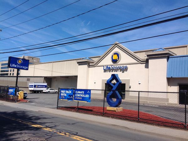 Life Storage facility on 280 Fairfield Ave - Stamford, CT