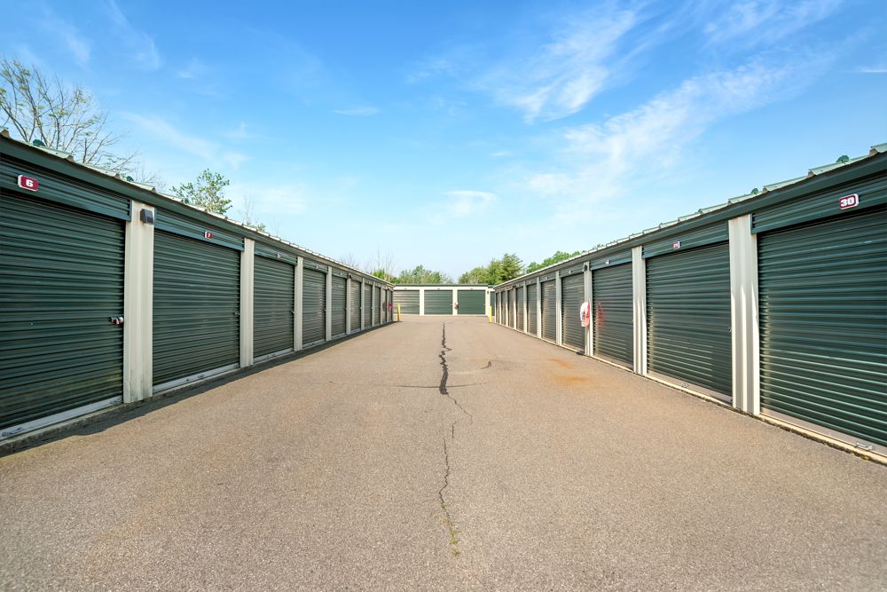 Extra Space Storage  230 Rockingham Rd in Derry, NH