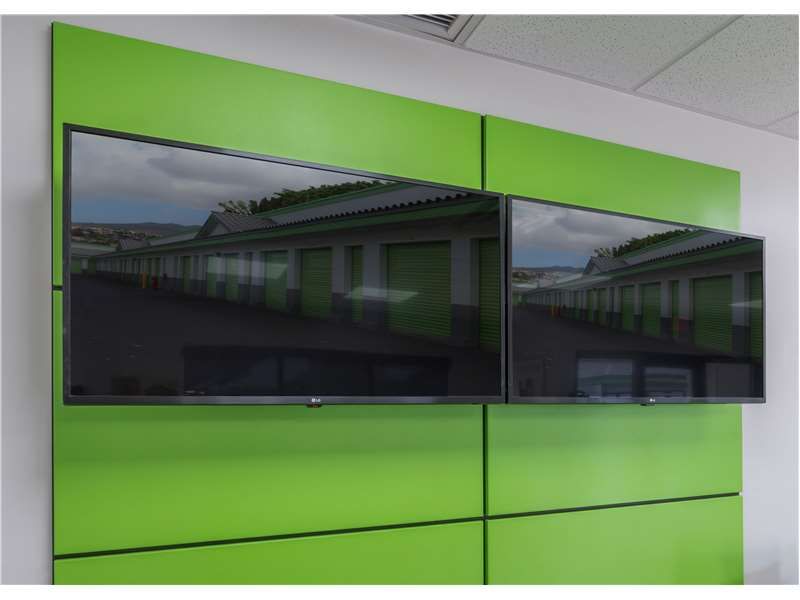 Extra Space Storage  543 Farrington Hwy in Kapolei, HI