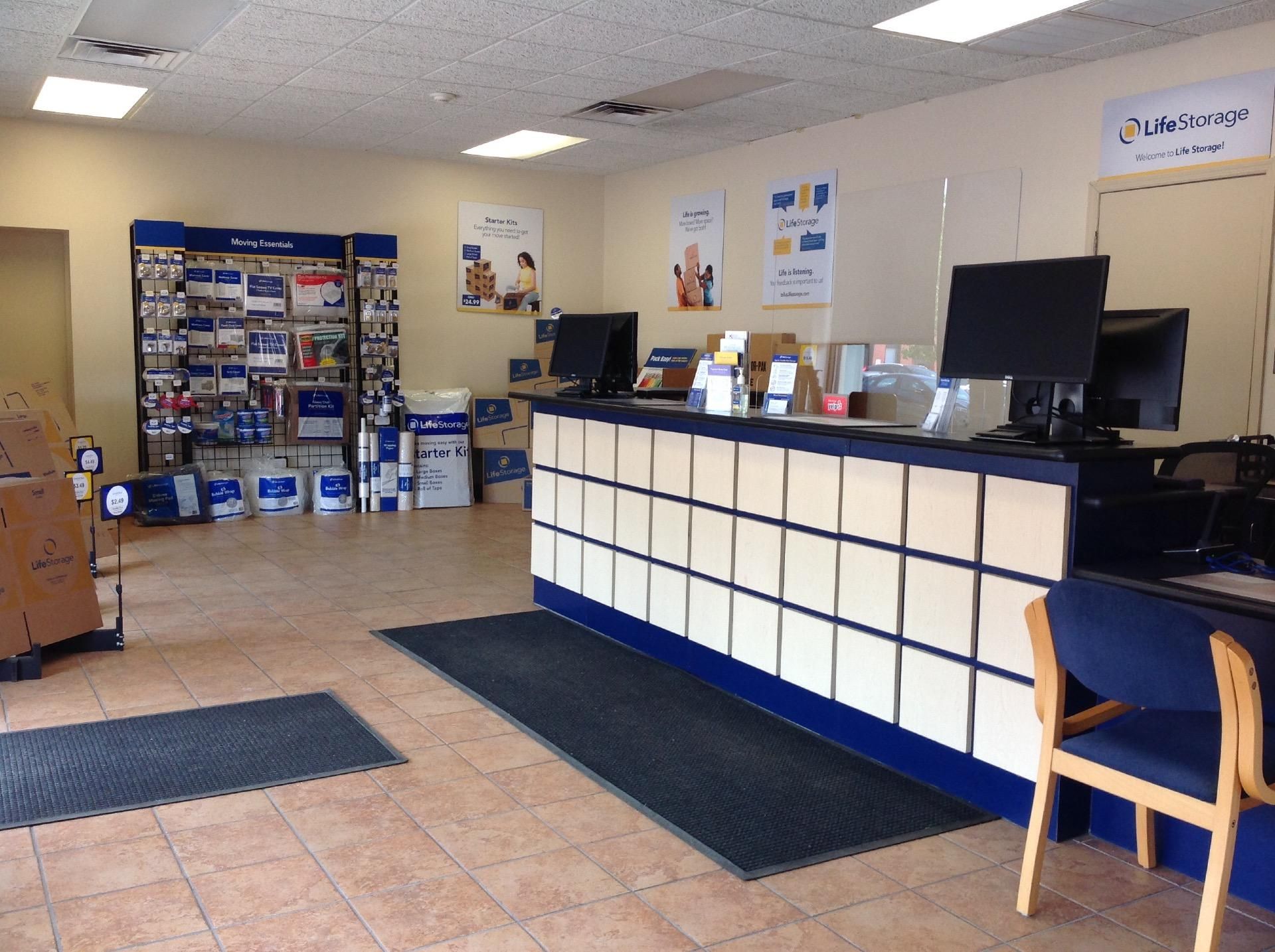 15×5 Self Storage Unit in Rochester, NY 1180 University Ave Rochester, New York 3