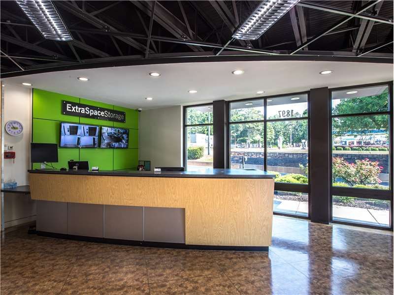 5×5 Self Storage Unit in Marietta, GA 1897 W Oak Pkwy Marietta, Georgia 3