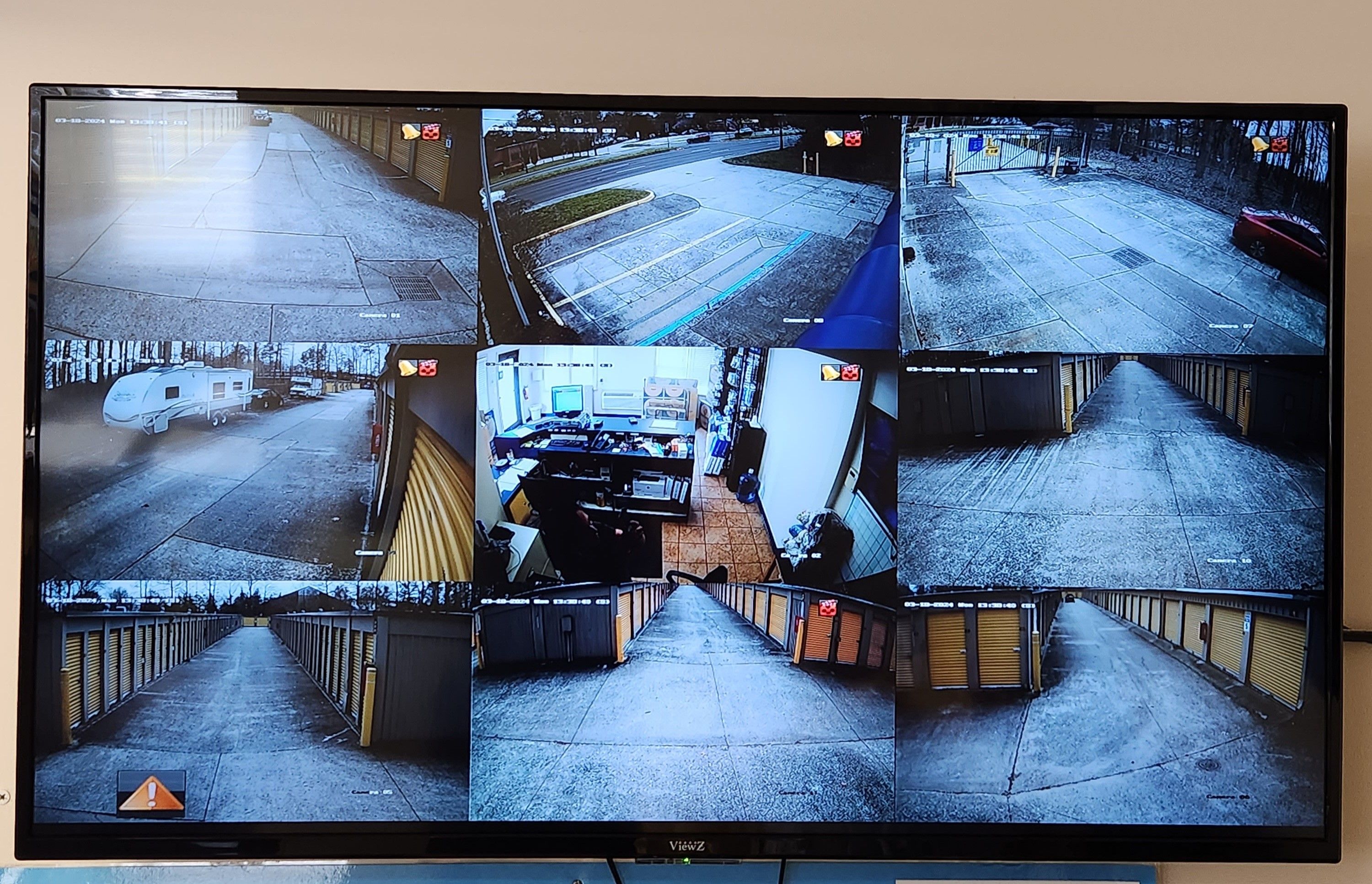 Extra Space Storage  10429 Jefferson Ave in Newport News, VA