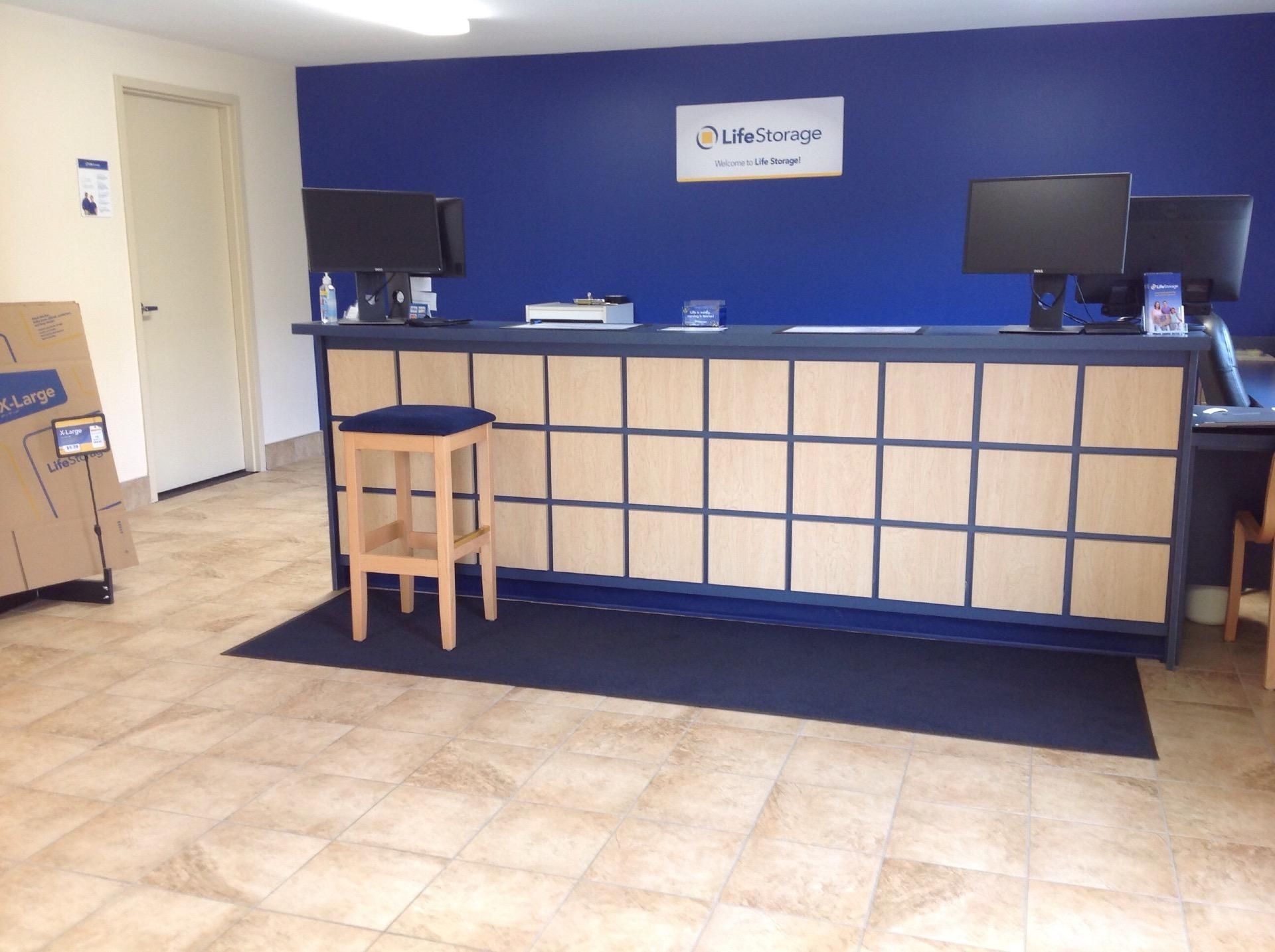 20×10 Garage in Youngstown, OH 446 Boardman Canfield Rd Youngstown, Ohio 3