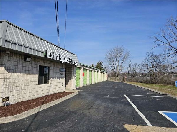 Extra Space Storage facility at 5341 Cane Ridge Rd - Antioch, TN