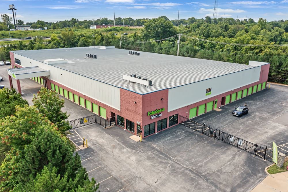 Extra Space Storage  115 Jacqueline Ln in High Ridge, MO