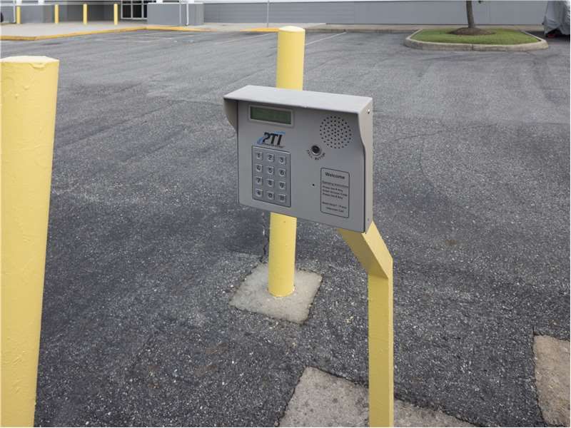 16×8 Parking Lot in Richmond, VA 6100 W Broad St Richmond, Virginia 2