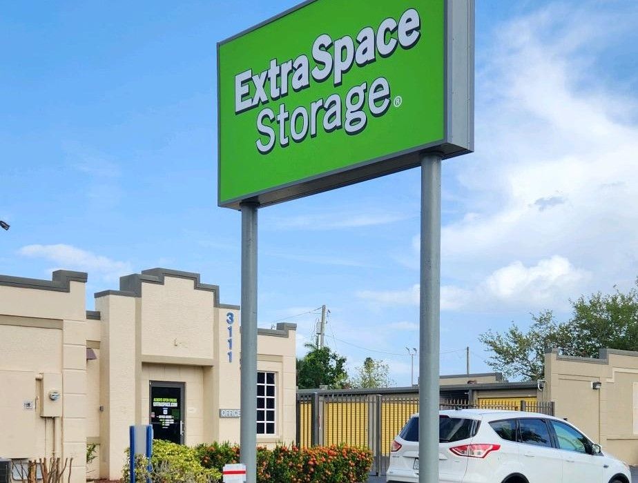 19×10 Garage in Fort Myers, FL