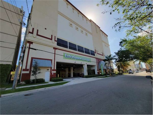 Extra Space Storage facility at 2500 SW 28th Ln - Miami, FL