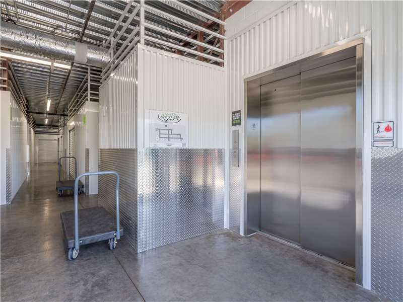 Extra Space Storage  4653 US-17 in Fleming Island, FL