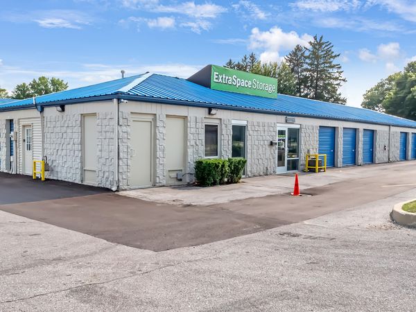 Extra Space Storage facility at 3428 Saint Joe Center Rd - Fort Wayne, IN
