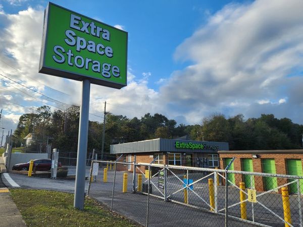 Extra Space Storage facility at 2295 W Michigan Ave - Pensacola, FL