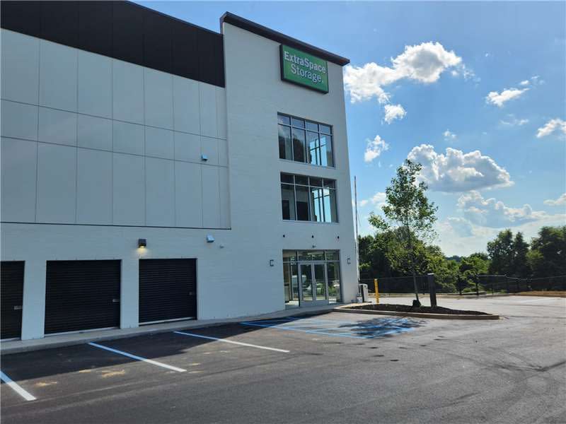 Storage Units in Easley, SC at 756 Saco Lowell Rd | Extra Space Storage