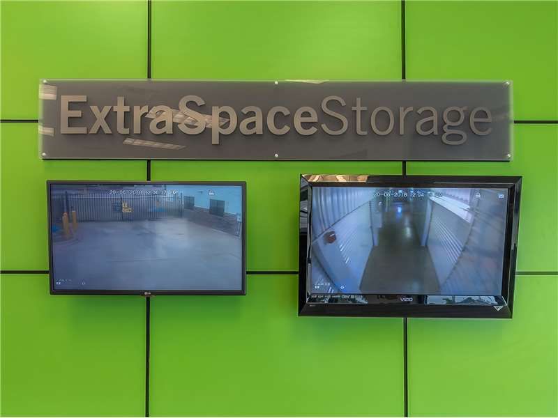 Extra Space Storage  6600 K Ave in Plano, TX