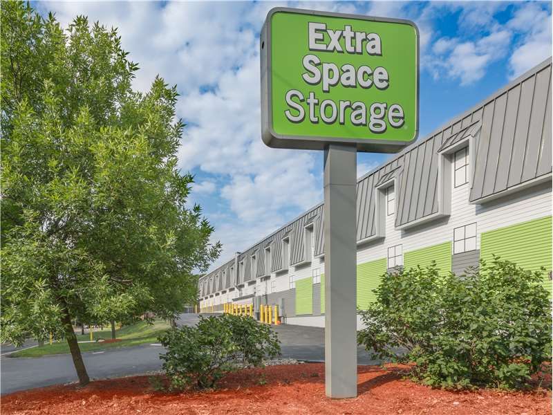 Extra Space Storage  89 Waverly St in Ashland, MA
