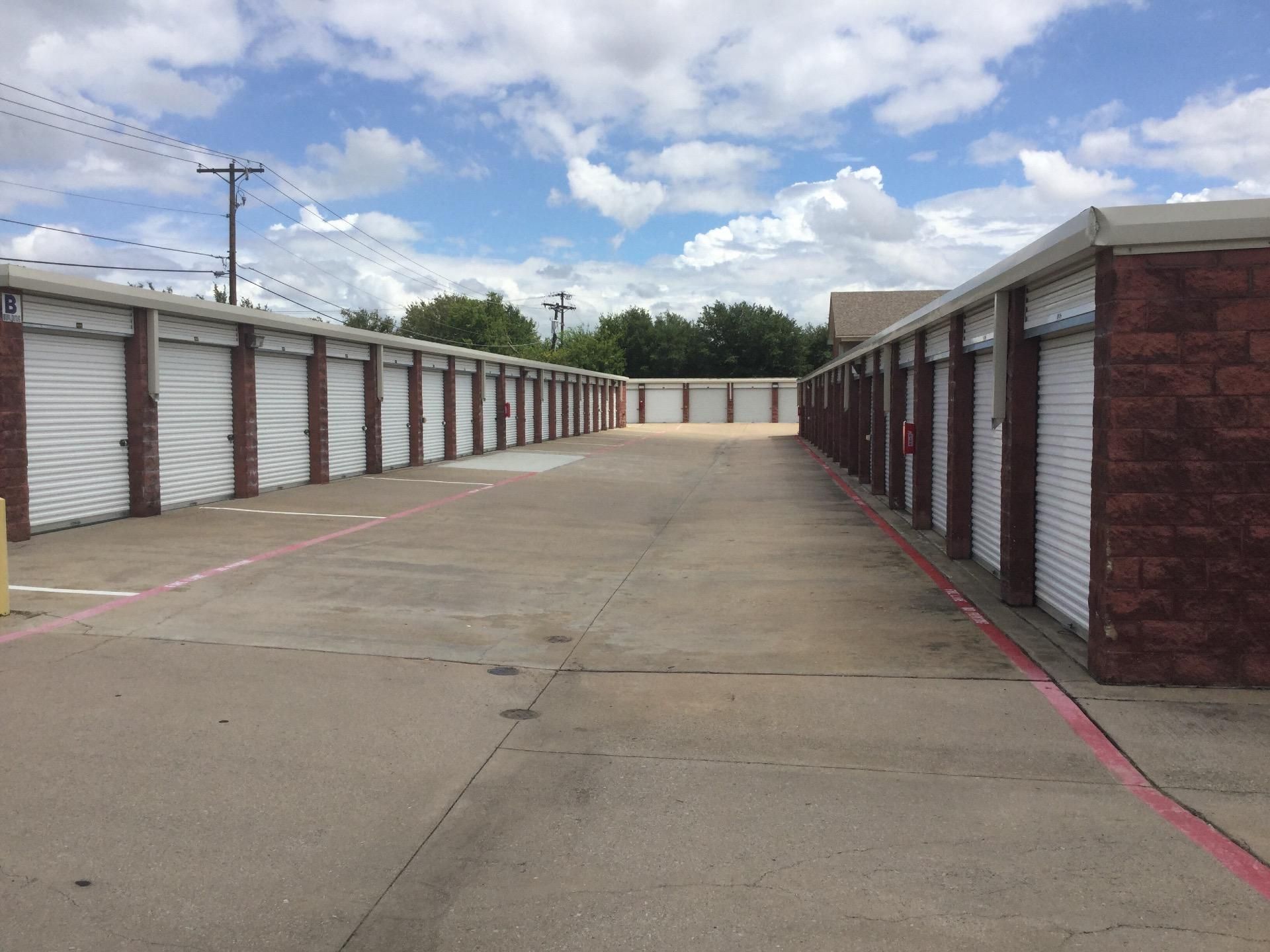 Extra Space Storage  3405 Coit Rd in Plano, TX
