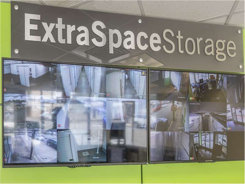 Extra Space Storage  620 California Ave in Wahiawa, HI