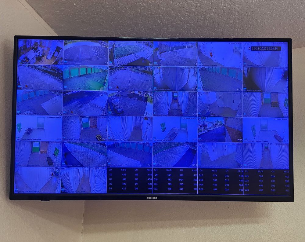 Extra Space Storage  14102 Bay Pointe Ct in Webster, TX