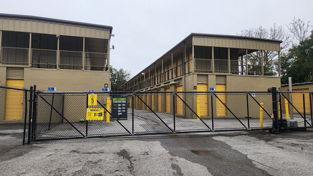 Extra Space Storage  130 Concord Dr in Casselberry, FL