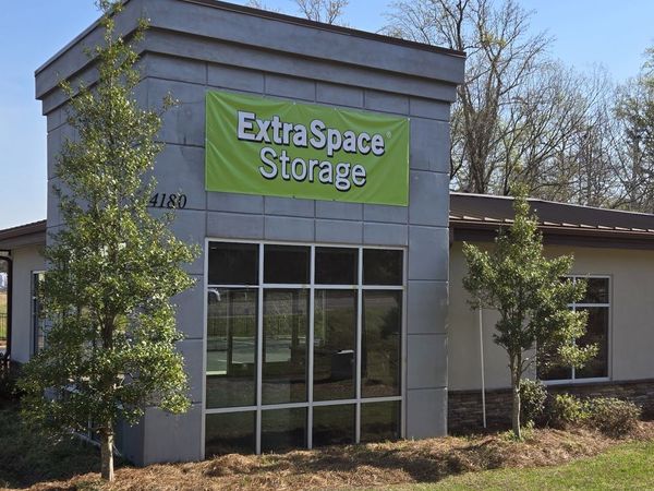 Extra Space Storage facility at 4180 Charlotte Hwy - Lake Wylie, SC