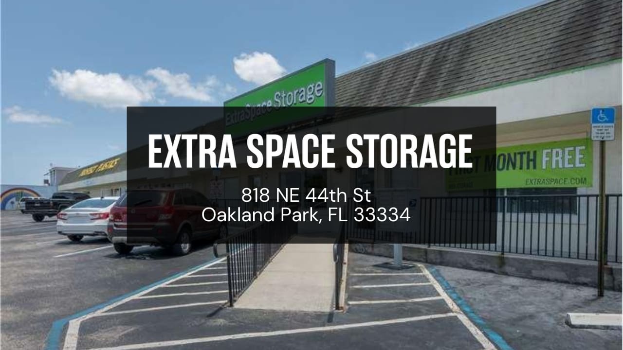 Storage Units in Oakland Park, FL at 818 NE 44th St | Extra Space