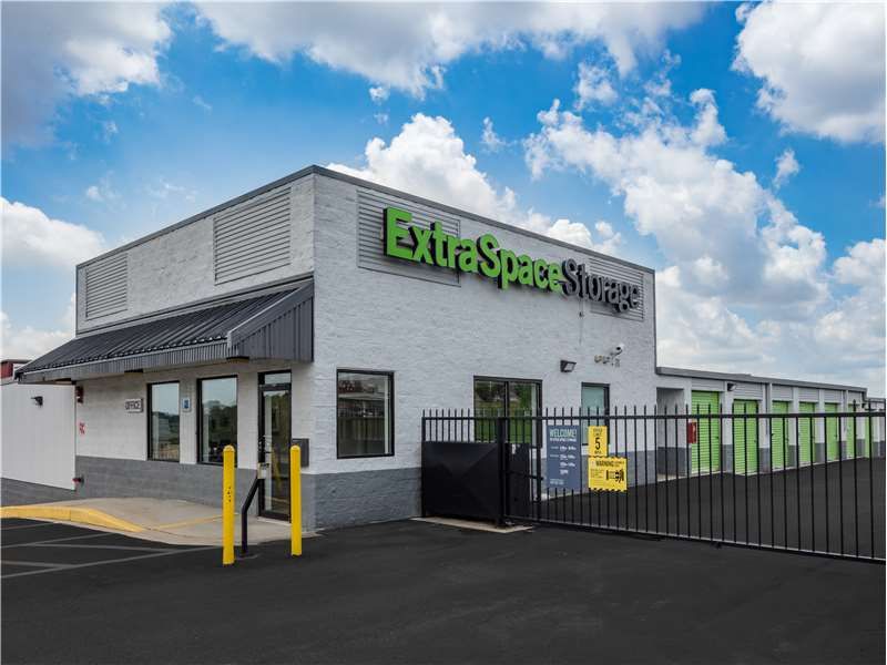 Extra Space Storage  6821 Eastern Ave in Baltimore, MD