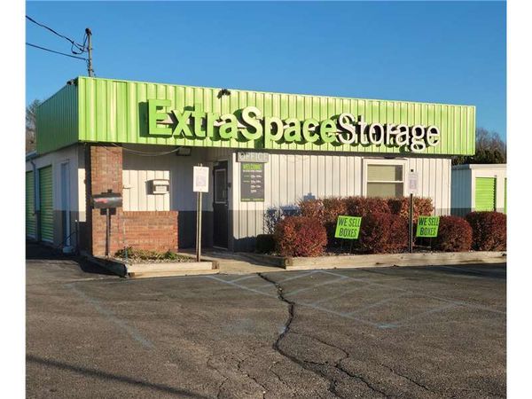 Extra Space Storage facility at 3081 Route 50 - Saratoga Springs, NY