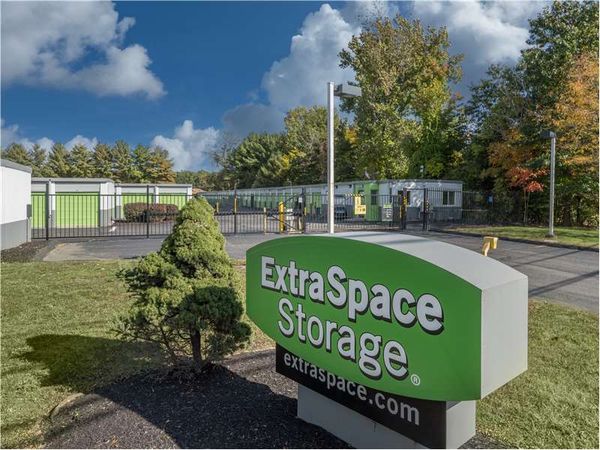 Extra Space Storage facility at 177 Brickyard Rd - Farmington, CT