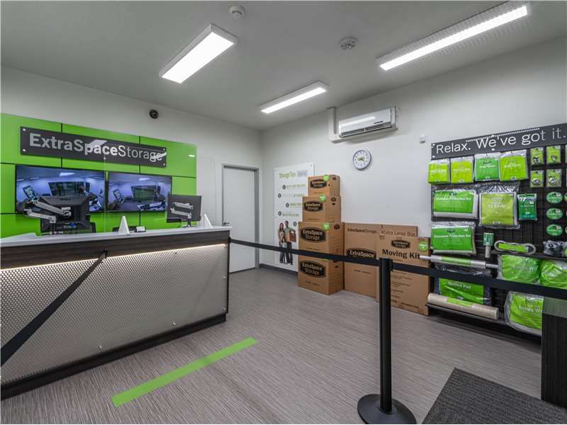 5×5 Self Storage Unit in Houston, TX 12620 Ryewater Dr Houston, Texas 3