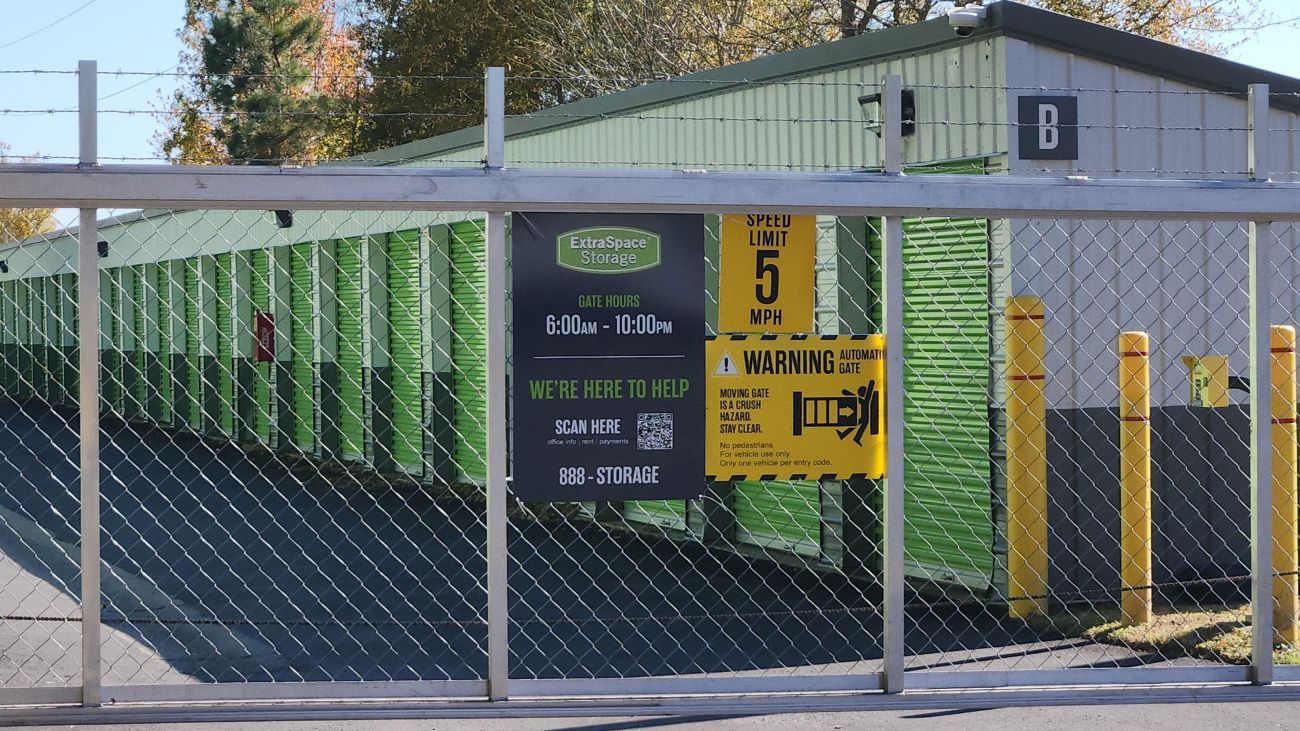 Extra Space Storage  2703 Battlefield Blvd S in Chesapeake, VA