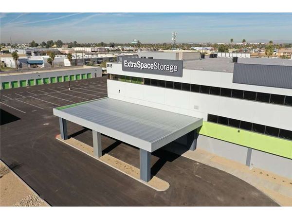 Extra Space Storage facility at 3615 N 27th Ave - Phoenix, AZ