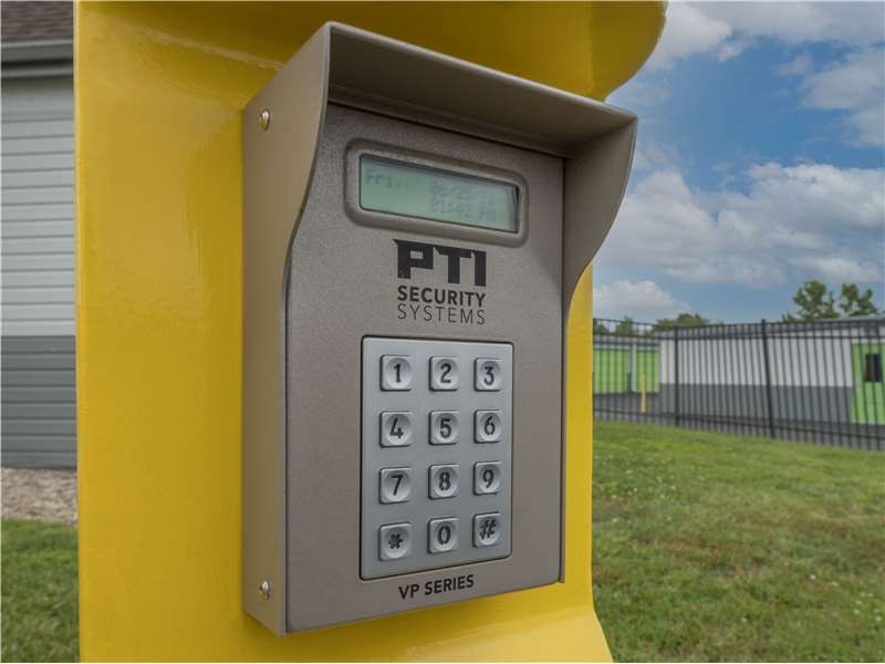 5×5 Self Storage Unit in Cincinnati, OH 101 Glendale Milford Rd Cincinnati, Ohio 2